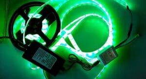 SET za RGB LED trak IR DC12V 72W 6A daljinski upravljalnik + kontroler 24 tipk - slika 7