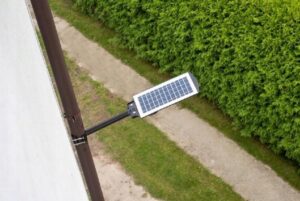 LED solarna cestna svetilka 6000k 1200lm IP65 s senzorjem - slika 8