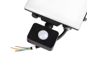 LED reflektor 20/30/50W 4500K s senzorjem gibanja PIR IP65 - slika 3